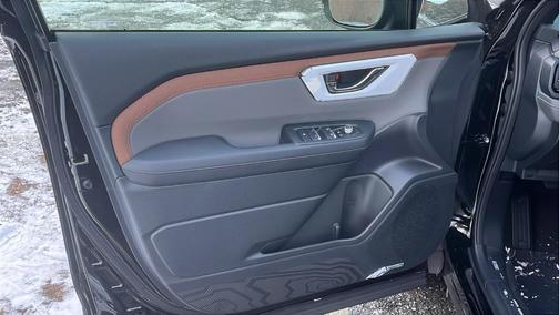 2025 Subaru Forester Hybrid Sport