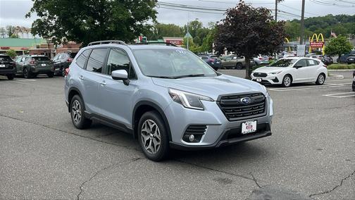 2022 Subaru Forester Premium