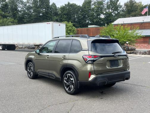 2025 Subaru Forester Limited