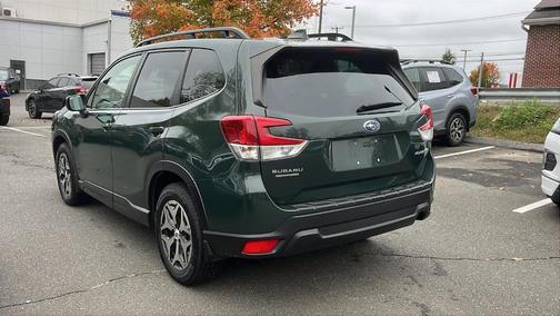 2022 Subaru Forester Premium