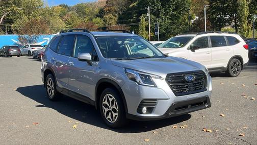 2022 Subaru Forester Premium