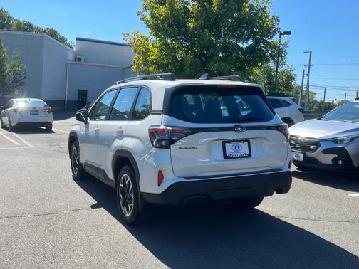 2025 Subaru Forester 