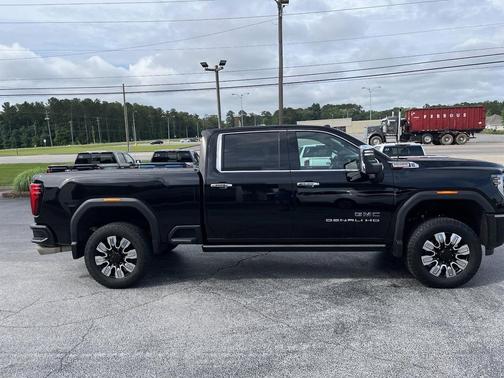 Onyx Black 2024 GMC Sierra 2500 Denali
