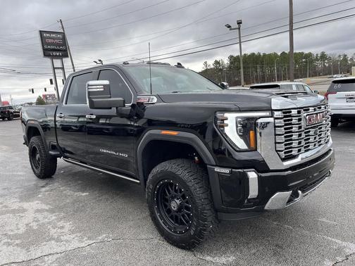 2024 GMC Sierra 2500 Denali