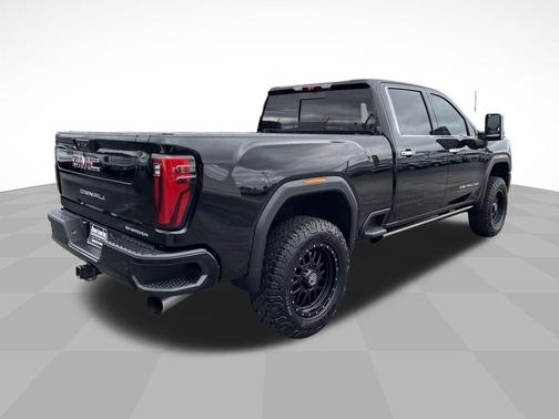 2024 GMC Sierra 2500 Denali