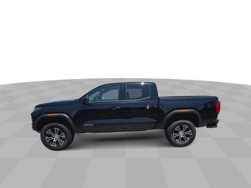 2025 GMC Canyon Base