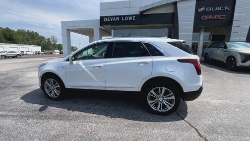 2024 Cadillac XT5 Premium Luxury