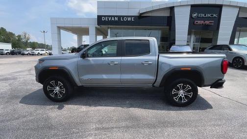 2025 GMC Canyon Base