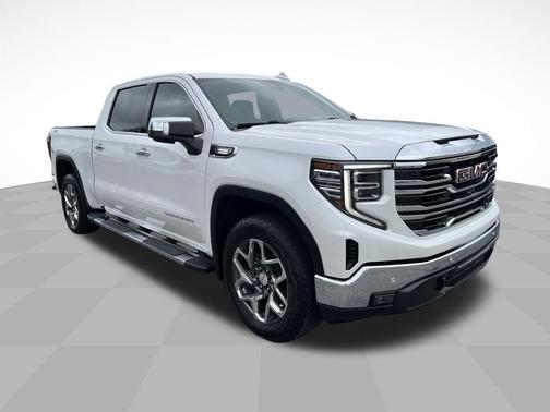 White Frost Tricoat 2024 GMC Sierra 1500 SLT