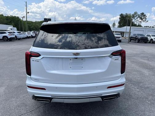 Crystal White Tricoat 2024 Cadillac XT6 Premium Luxury AWD