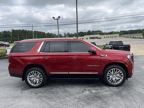 Cayenne Red Tintcoat 2022 GMC Yukon Denali