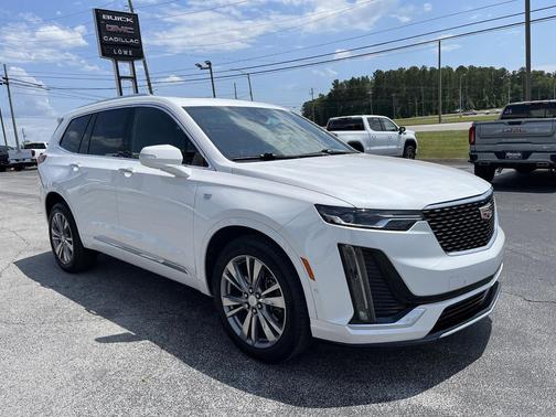 Crystal White Tricoat 2024 Cadillac XT6 Premium Luxury AWD