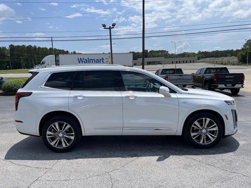 Crystal White Tricoat 2024 Cadillac XT6 Premium Luxury AWD