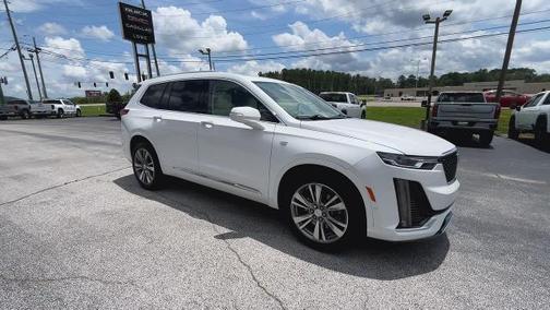 2022 Cadillac XT6 Premium Luxury FWD