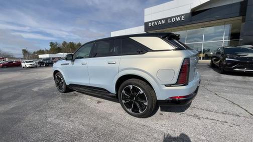 2025 Cadillac Escalade IQ Sport 2