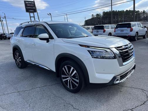 2023 Nissan Pathfinder Platinum 4WD