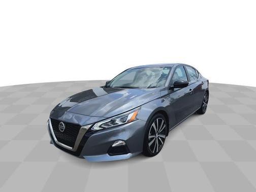 2021 Nissan Altima SR FWD