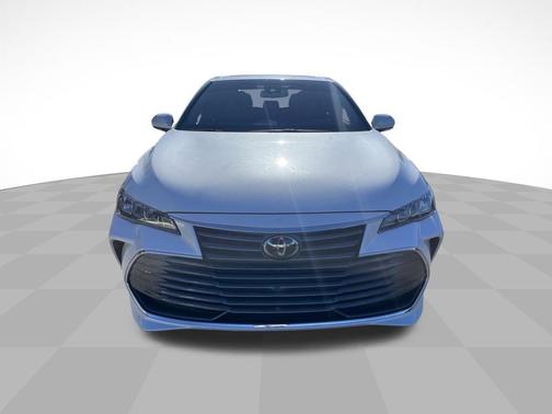 2022 Toyota Avalon XLE
