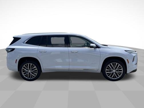 Iridescent White Tricoat 2026 Buick Enclave Avenir FWD