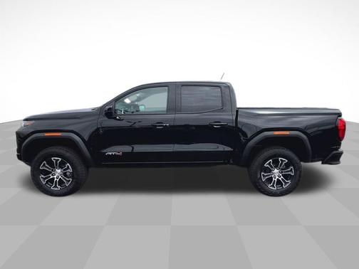 2025 GMC Canyon AT4