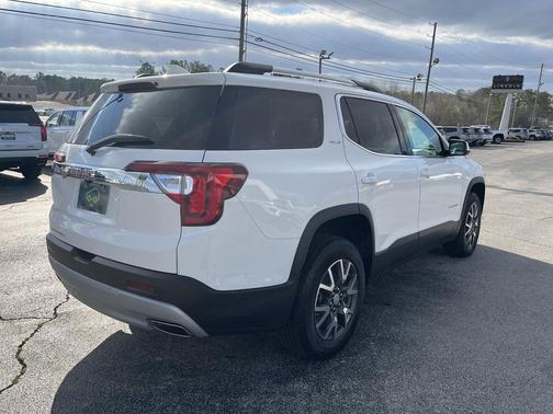 2023 GMC Acadia FWD SLE