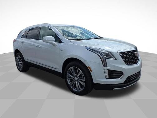 Crystal White Tricoat 2026 Cadillac XT5 Premium Luxury