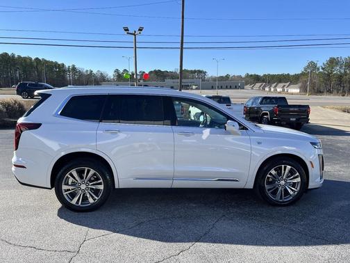2025 Cadillac XT6 Premium Luxury AWD