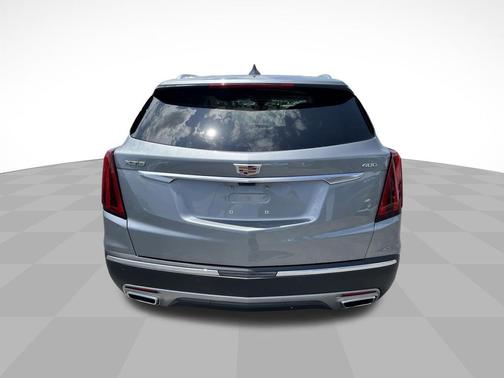 Argent Silver Metallic 2025 Cadillac XT5 Premium Luxury