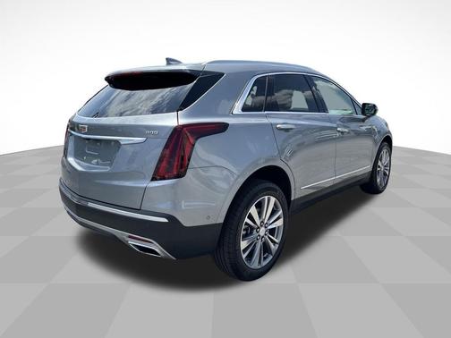 Argent Silver Metallic 2025 Cadillac XT5 Premium Luxury
