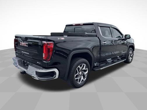 Onyx Black 2024 GMC Sierra 1500 SLT