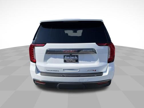 2023 GMC Yukon XL 4WD AT4