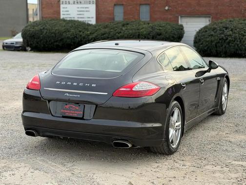 Luxor Beige Metallic 2012 Porsche Panamera 4