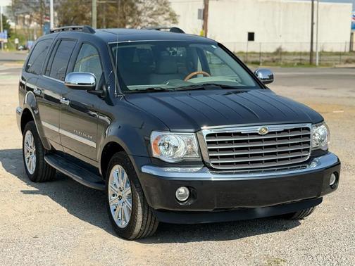 Mineral Gray Metallic Clearcoat 2009 Chrysler Aspen Limited