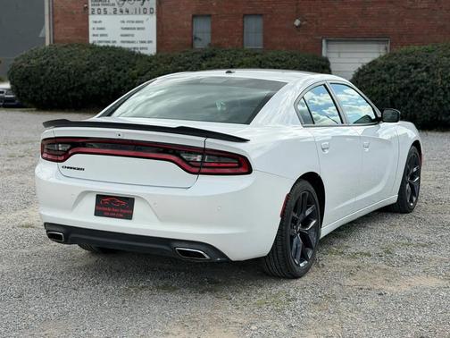 2020 Dodge Charger SXT
