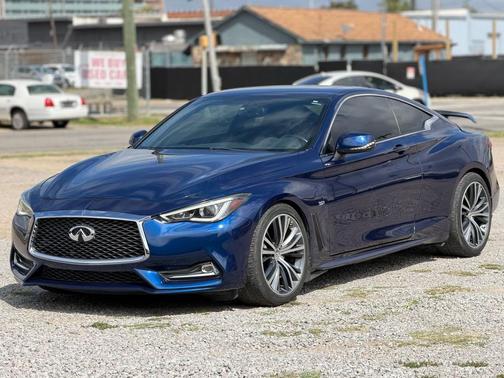 2017 INFINITI Q60 3.0T Premium