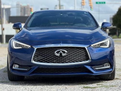 2017 INFINITI Q60 3.0T Premium