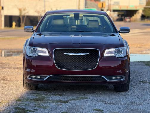 2018 Chrysler 300 Limited