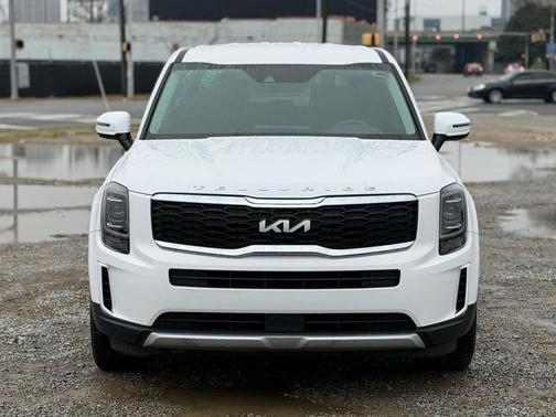 2022 Kia Telluride LX