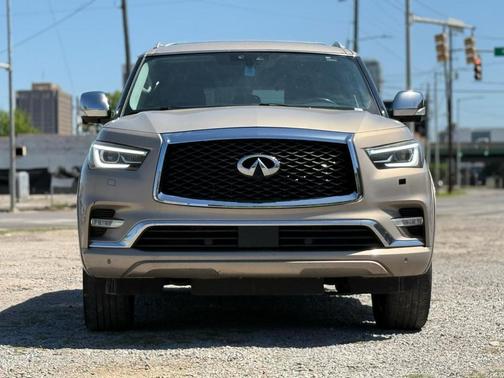2018 INFINITI QX80 Base