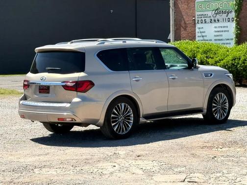 2018 INFINITI QX80 Base