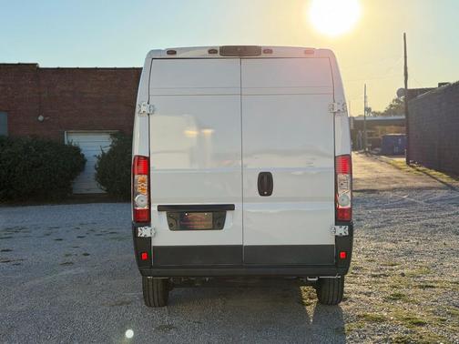 2024 RAM ProMaster 2500 Tradesman