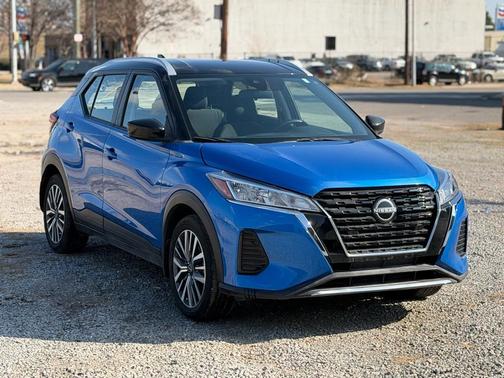 2023 Nissan Kicks SV