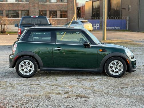 2013 MINI Hardtop Cooper