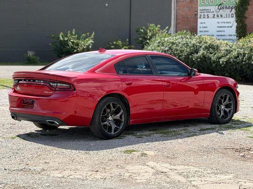 2017 Dodge Charger SXT