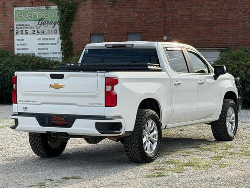 2022 Chevrolet Silverado 1500 Custom