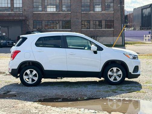 2021 Chevrolet Trax LS