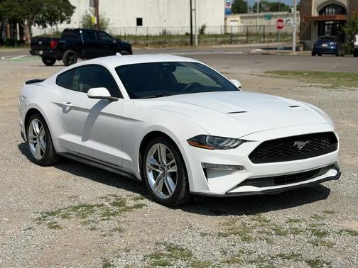 Oxford White 2021 Ford Mustang EcoBoost