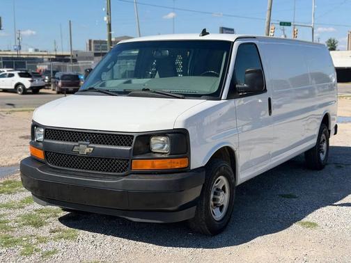 Summit White 2017 Chevrolet Express 2500 Work Van