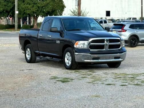 2016 RAM 1500 SLT