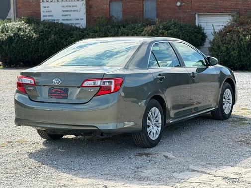 2014 Toyota Camry SE Sport